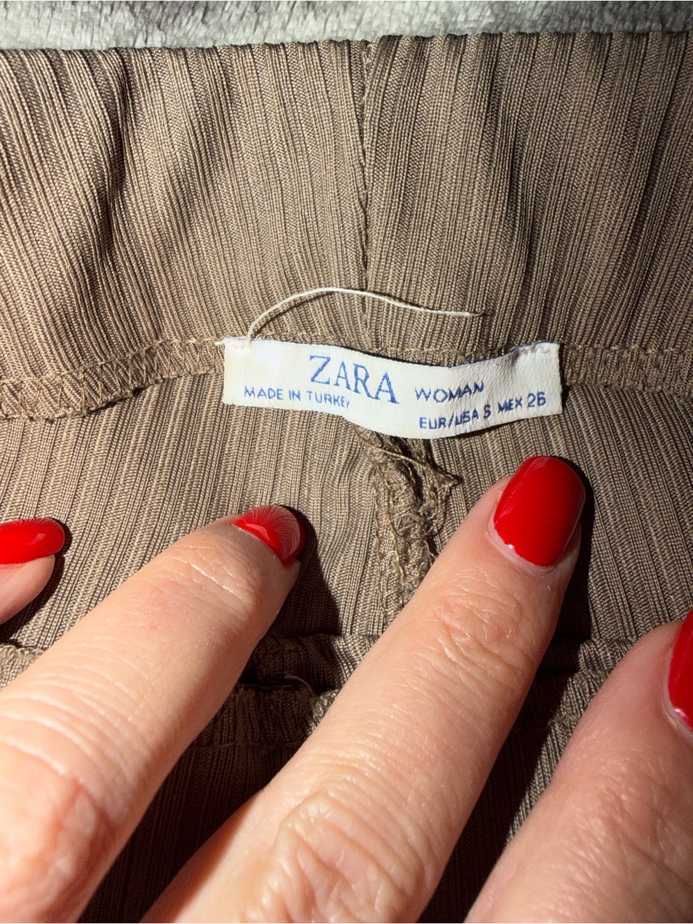 Zara Ribbed Set in Taupe - Picture 6 of 7
